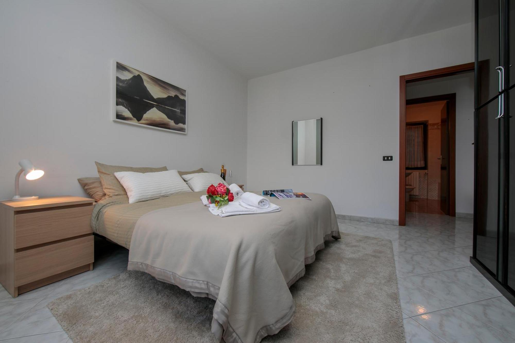 Sonenga Panoramic Terrace Apartment Menaggio Exterior photo