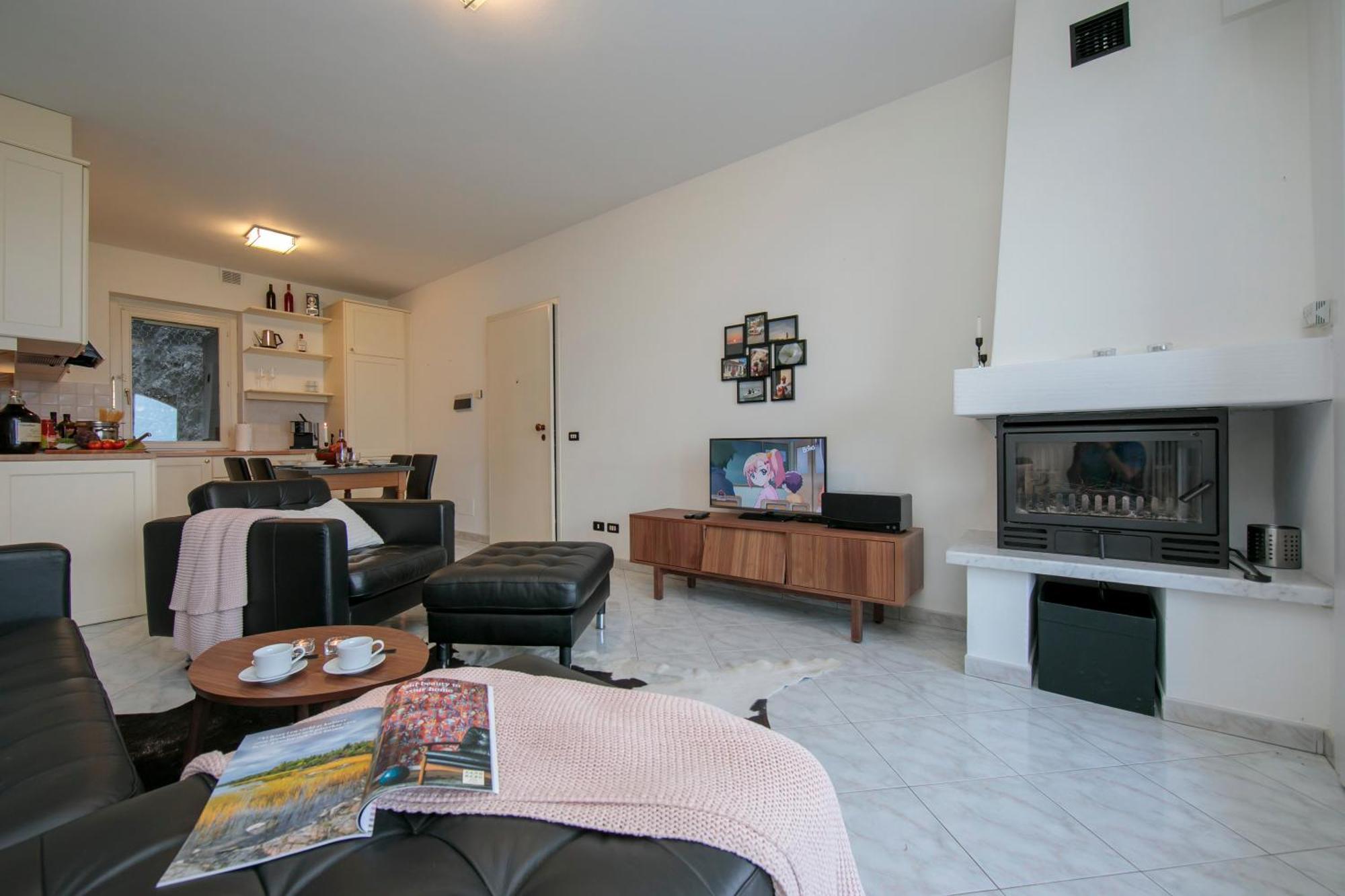 Sonenga Panoramic Terrace Apartment Menaggio Exterior photo