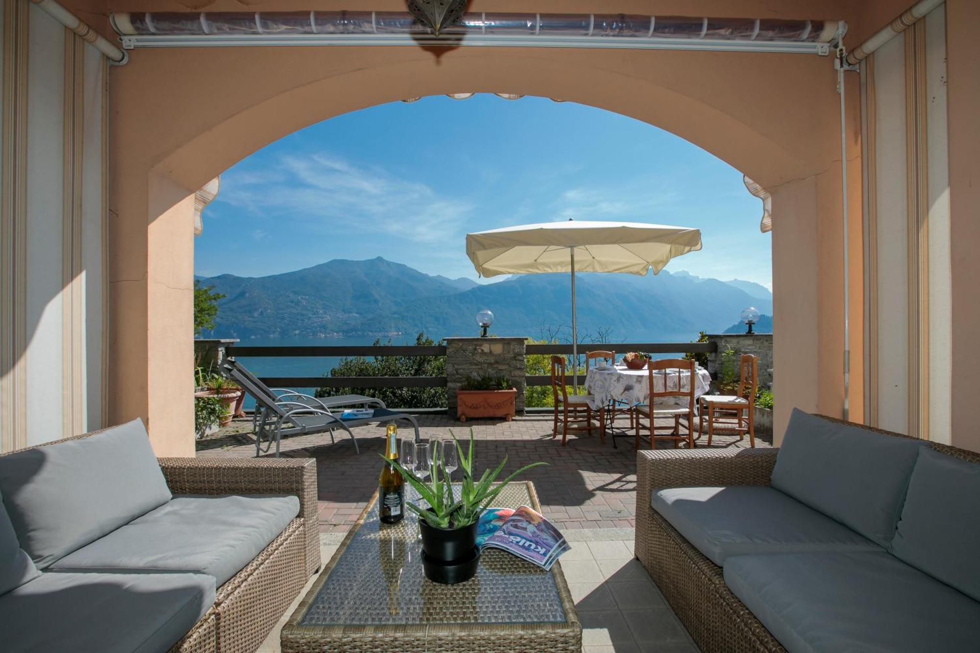 Sonenga Panoramic Terrace Apartment Menaggio Exterior photo